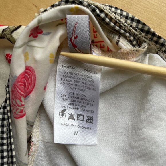 EUC Vintage 90s Pinup Style Bathing Suit Top - Picture 7 of 11